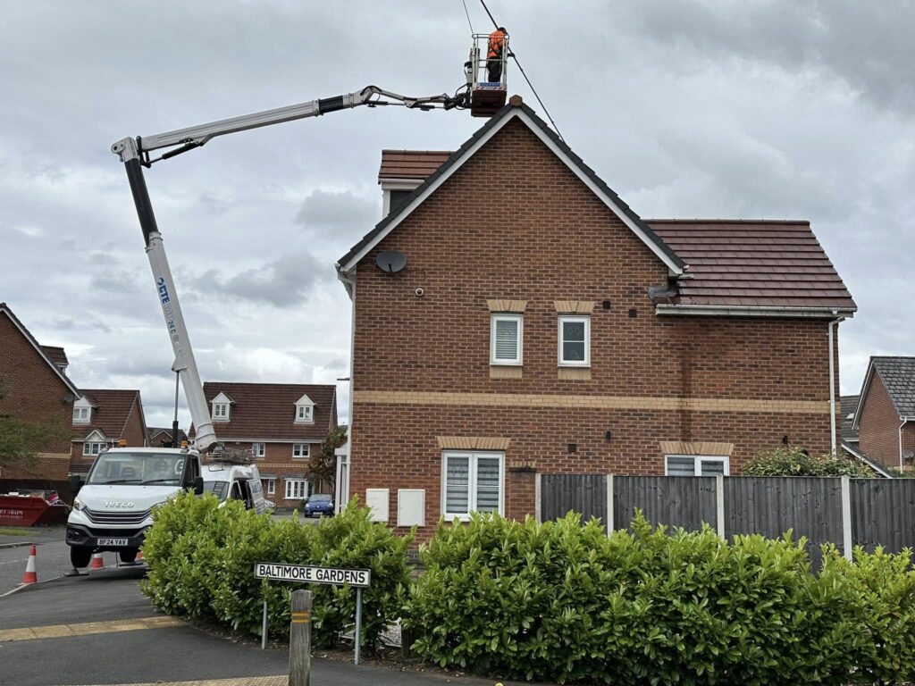roof cleaning warrington 1